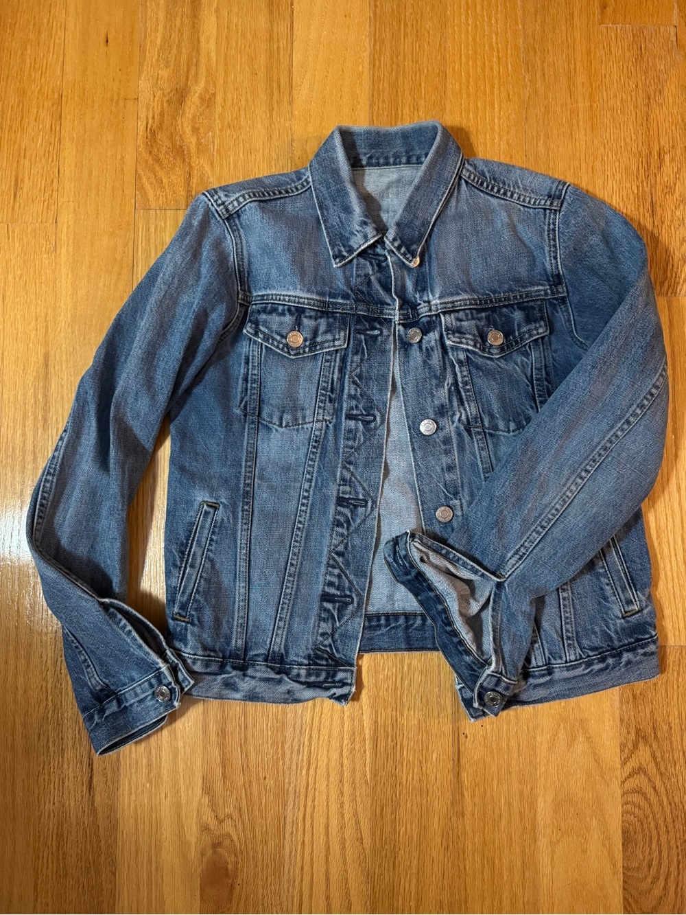 GAP Classic Denim Jacket - Medium Blue Size Small